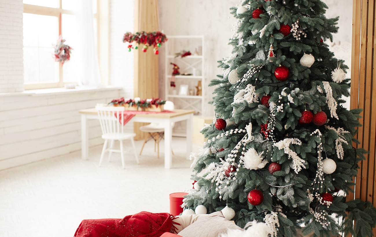 Никогда не ставьте елку в этом месте, иначе она моментально засохнет и обсыплется